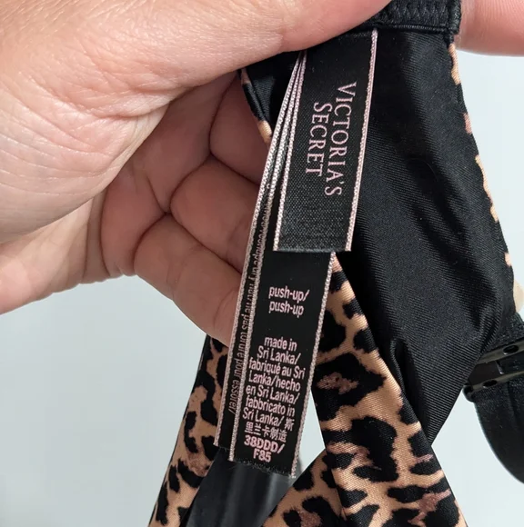 Victoria's Secret Very Sexy Push Up Bra In Leopard Sz 38DDD 38F Cheetah - Picture 5 of 5